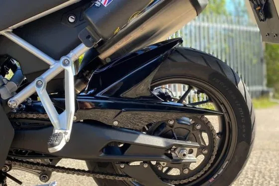 Pyramid hugger Tiger 900